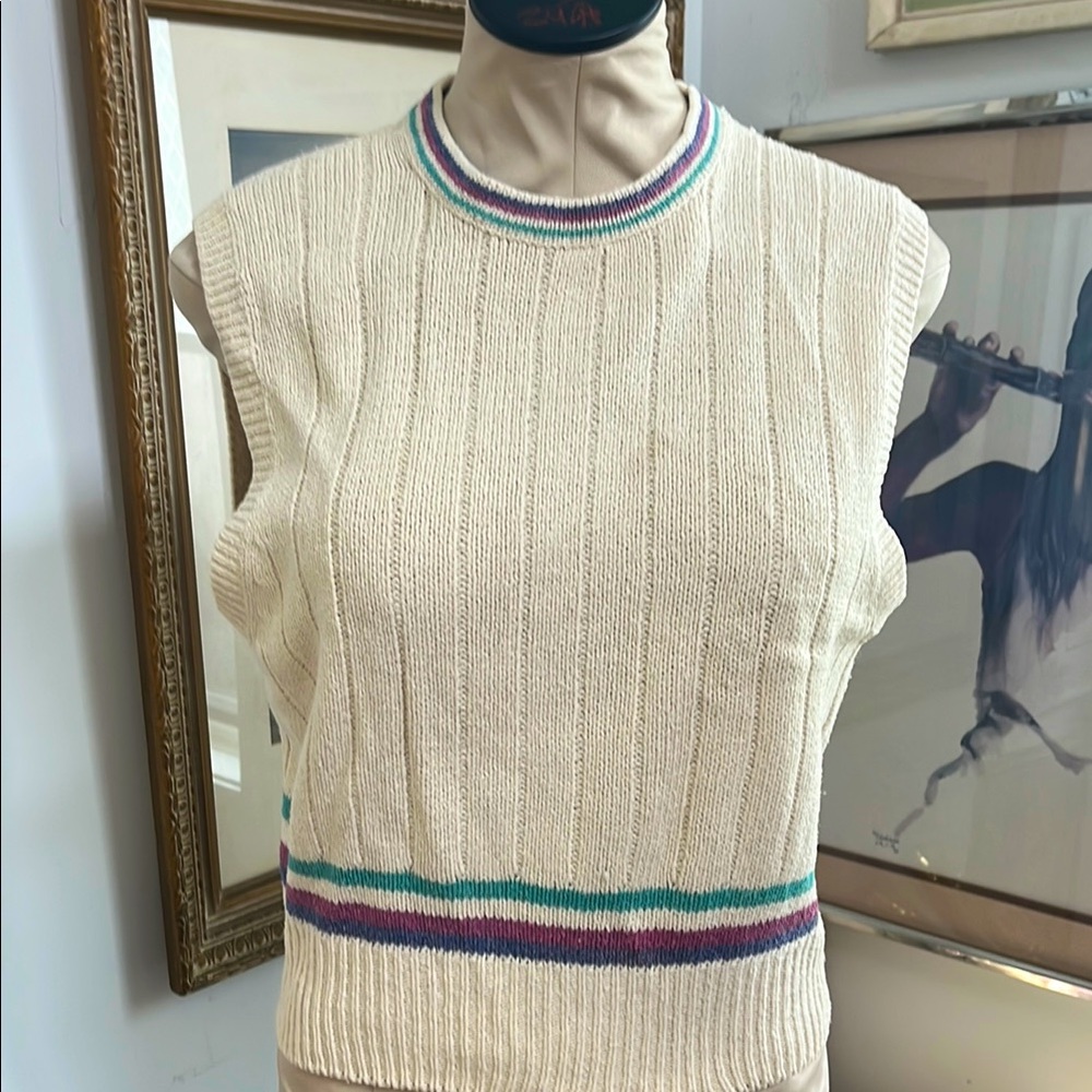 Vintage 80’s Hunter’s Run Sleeveless Sweater.